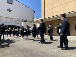 ゴールデンウイーク期間の吉高生