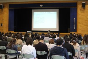 令和3年度PTA学年委員会・PTA総会・保護者進路説明会が行われました