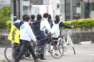 令和3年度第1回通学時マナーアップ運動が行われました