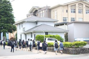 令和3年度第1回通学時マナーアップ運動が行われました
