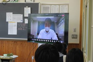 令和3年度離任式が行われました