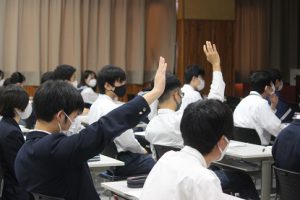 令和3年度山梨県立吉田高等学校 粟井英朗環境財団 助成事業 理数科「課題研究」発表会が開催されました