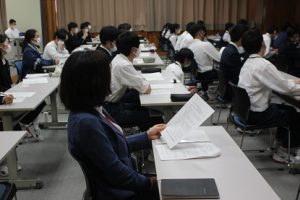 令和3年度山梨県立吉田高等学校 粟井英朗環境財団 助成事業 理数科「課題研究」発表会が開催されました