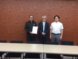 同窓会総会　実行委員会引継式