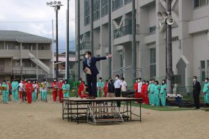 令和3年度 前期末集会を行いました