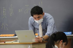 教育ICT 学習者用PCを使った授業の様子です