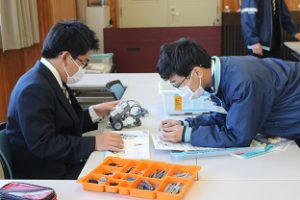 令和3年度山梨大学ものづくり出張授業が行われました