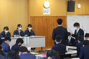 弁護士出前授業が行われました