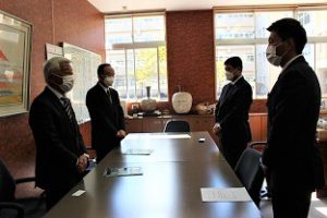 古岡奨学会 第４０期生の卒業を祝う会が行われました