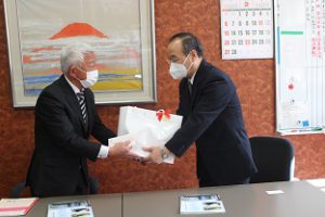 古岡奨学会 第４０期生の卒業を祝う会が行われました