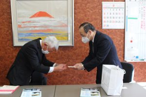 古岡奨学会 第４０期生の卒業を祝う会が行われました