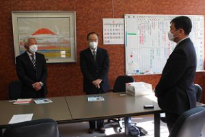 古岡奨学会 第４０期生の卒業を祝う会が行われました
