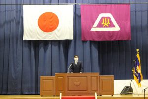 令和３年度表彰状授与式・記念品贈呈式・同窓会入会式が行われました。