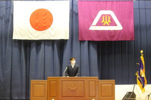 令和３年度表彰状授与式・記念品贈呈式・同窓会入会式が行われました。