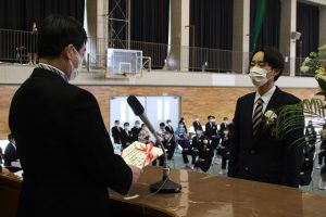 令和3年度 第72回山梨県立吉田高等学校卒業証書授与式が行われました