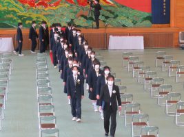 令和3年度 第72回山梨県立吉田高等学校卒業証書授与式が行われました