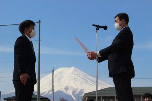 令和4年度納め式を行いました
