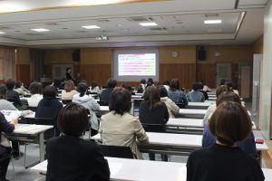 令和4年度PTA総会・PTA学年総会・保護者対象進路説明会が行われました