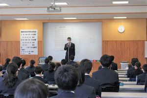 令和4年度理数科登校学習会が行われました