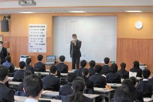 令和4年度理数科登校学習会が行われました