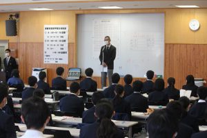 令和4年度理数科登校学習会が行われました