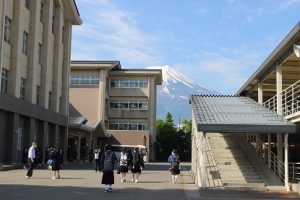 令和４年度山梨県高等学校県下一斉「通学時マナーアップ運動」が行われました