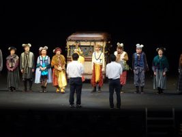 令和4年度芸術鑑賞会　オペラシアターこんにゃく座公演が行われました