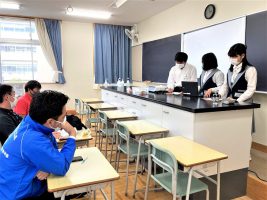 総合的な探究の時間「富士山学Ⅱ」プロジェクト２２３＃ふじしょうが行われました。