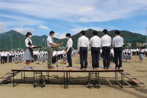 令和４年度納め式が行われました