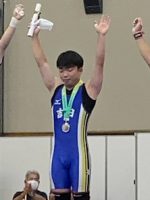 令和４年度全国高等学校総合体育大会 （インターハイ） ウエイトリフティング競技の様子です