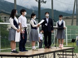 令和４年度納め式が行われました。