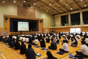 令和４年度第１学年進路学習会が行われました