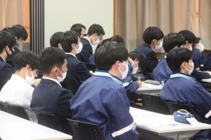 第３学年出願ガイダンスが行われました