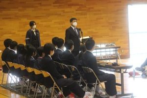 令和４年度後期生徒総会が行われました