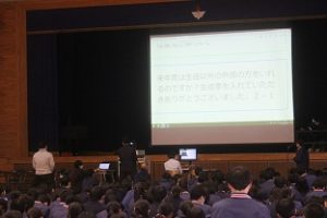 令和４年度後期生徒総会が行われました