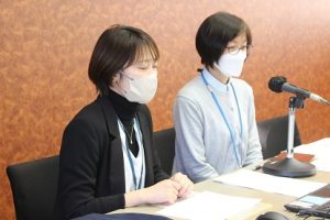 １８歳成人講座 第１学年（消費者講座・笑費者になろう！）が行われました