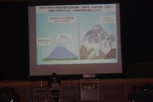 １８歳成人講座 第２学年（明るい選挙出前授業）が行われました