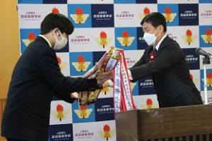 令和４年度納め式・休業前集会が行われました