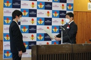令和４年度納め式・休業前集会が行われました