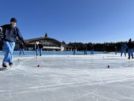⛸１学年冬期スケート教室（実習授業）の様子です⛸