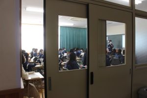 令和４年度総合的な探究の時間「富士山学」分野別発表会が行われました。