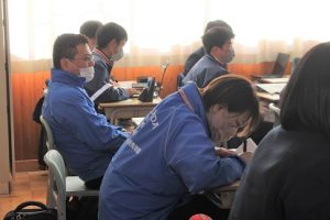 令和４年度総合的な探究の時間「富士山学」分野別発表会が行われました。