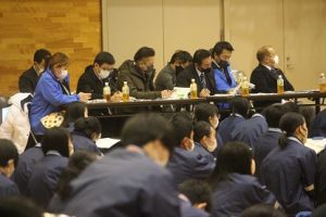 「富士山学Ⅱ」学年全体発表が行われました。