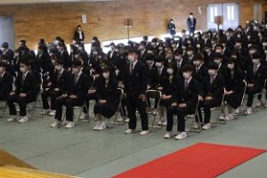 令和４年度表彰状授与式・記念品贈呈式が行われました。