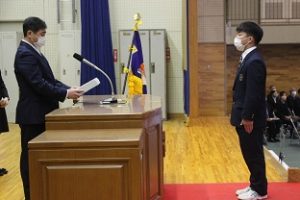 令和４年度表彰状授与式・記念品贈呈式が行われました。