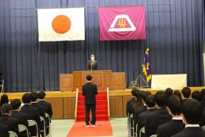 令和４年度同窓会入会式が行われました。