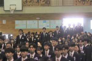 令和４年度第７３回卒業証書授与式が行われました
