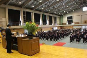 令和４年度第７３回卒業証書授与式が行われました