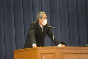 令和４年度離退任式が行われました。