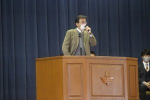 令和４年度離退任式が行われました。